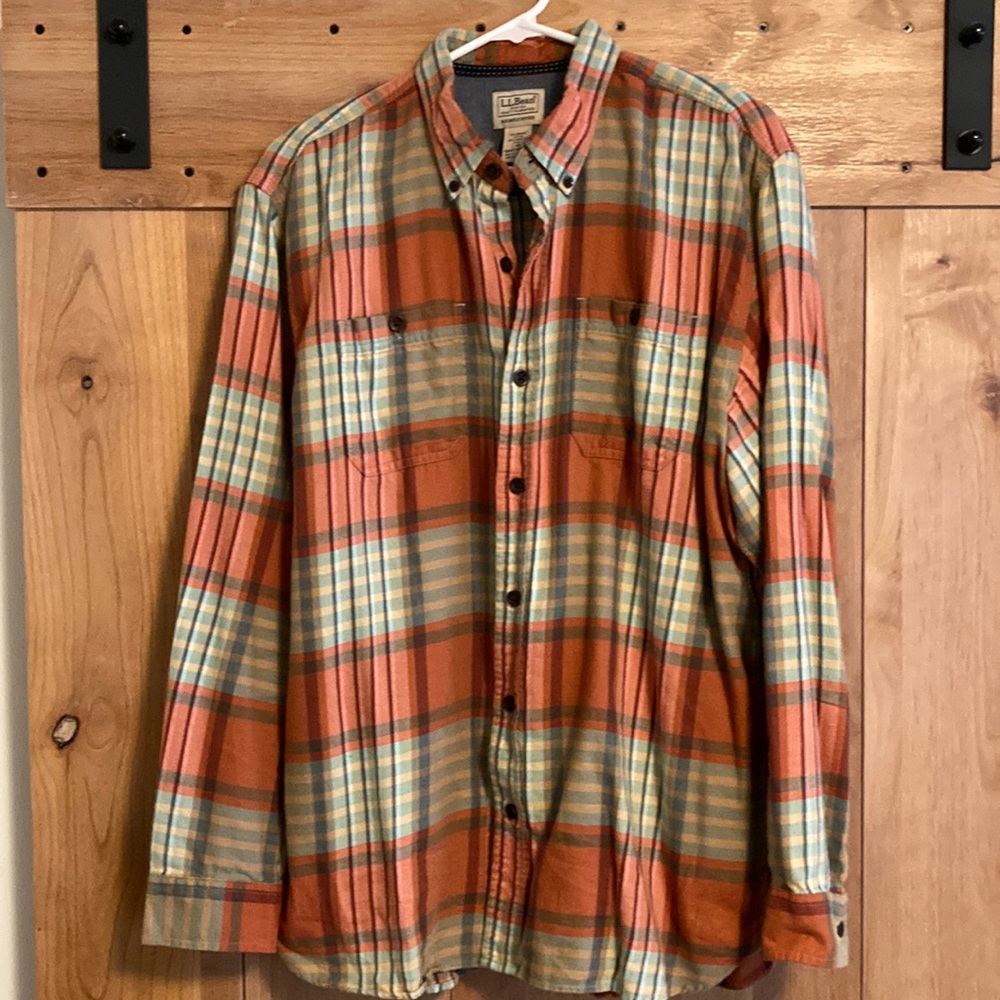 LL Bean Lightweight Super Soft Flannel Size L